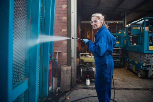 Best Building Exterior Pressure Washing in Beach City, TX