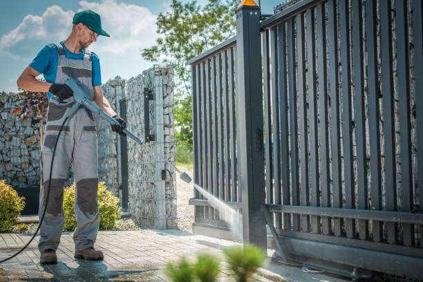 Best Sidewalk and Walkway Pressure Cleaning in Beach City, TX